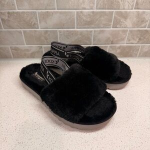 Koolaburra Black Fuzzy Slippers with Logo Strap